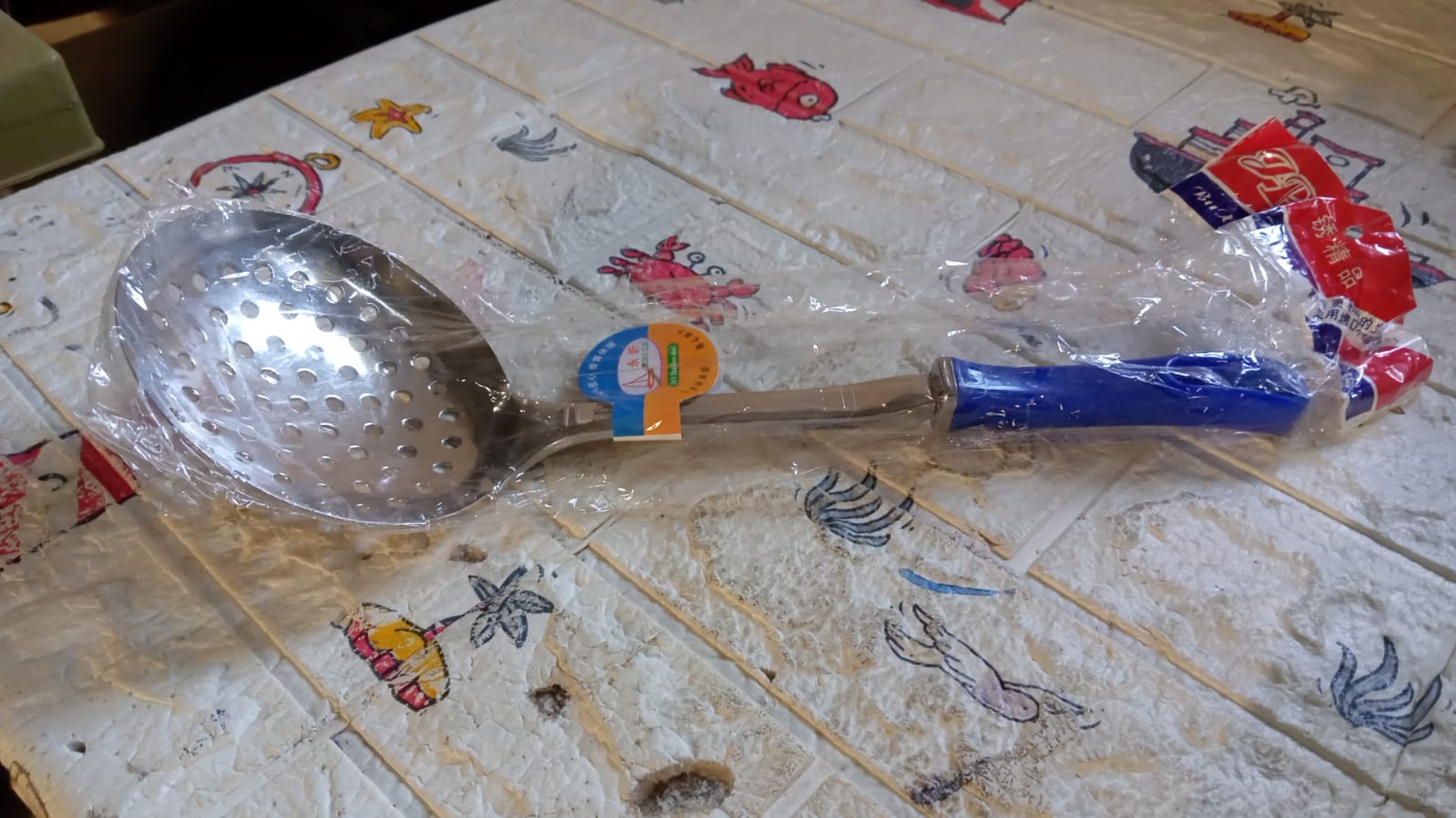 Colander Spoon, Non Slip Hand Polished Thickened Hot Pot Spoon for Kitchen for Restaurant, Stainless Steel Cooking Colander Skimmer Slotted Spoon Kitchen Strainer Ladle with Long Handle for Kitchen Cooking Baking (35 Cm & 34Cm) Colander Spoon, Non Slip Hand Polished Thickened Hot Pot Spoon for Kitchen for Restaurant, Stainless Steel Cooking Colander Skimmer Slotted Spoon Kitchen Strainer Ladle with Long Handle for Kitchen Cooking Baking (35 Cm & 34Cm)